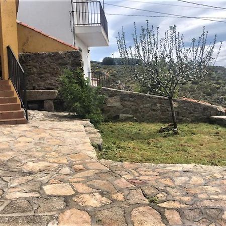 Casa Sierra De Gredos Guest House Navasequilla Екстериор снимка