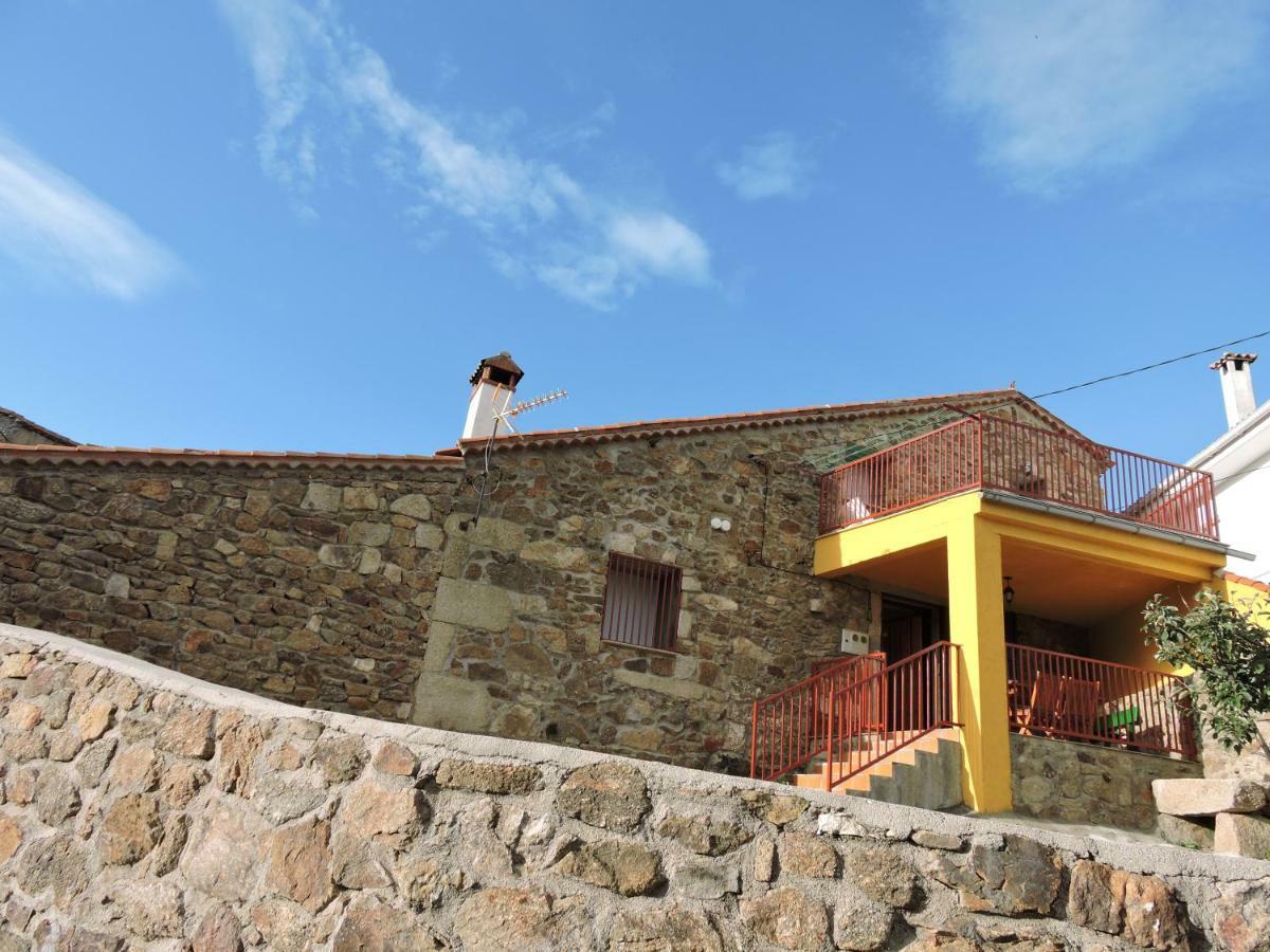 Casa Sierra De Gredos Guest House Navasequilla Екстериор снимка