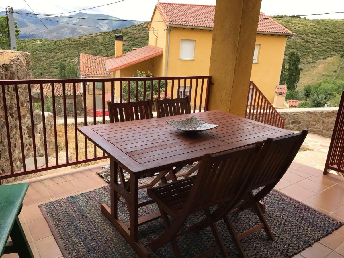 Casa Sierra De Gredos Guest House Navasequilla Екстериор снимка